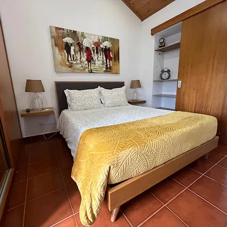Ferienhaus Quintinha Da Chinela Porto Judeu