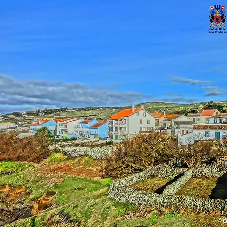 Holiday home Quintinha Da Chinela