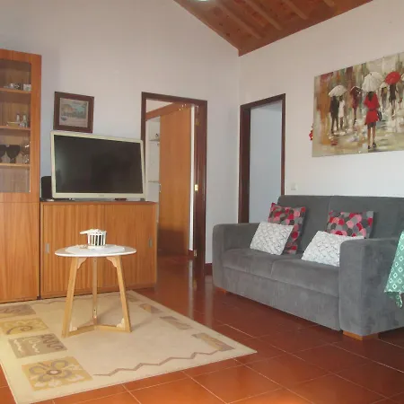 Holiday home Quintinha Da Chinela