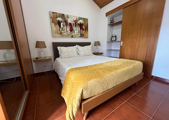 Nyaraló Quintinha Da Chinela Porto Judeu